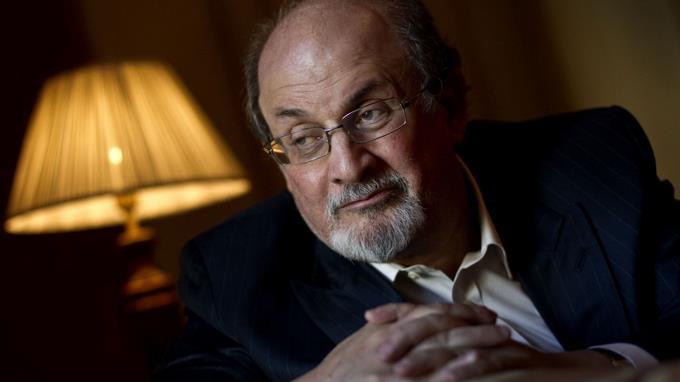El agresor de Salman Rushdie es Hadi Matar, joven de Nueva Jersey de 24 años