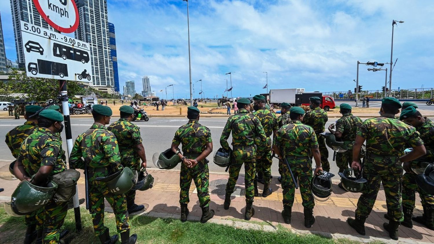 Sri Lanka: President announces lifting of state of emergency this week
