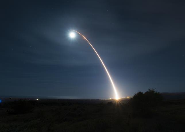 US tests Minuteman III intercontinental ballistic missile after delays due to conflicts in Ukraine and Taiwan

