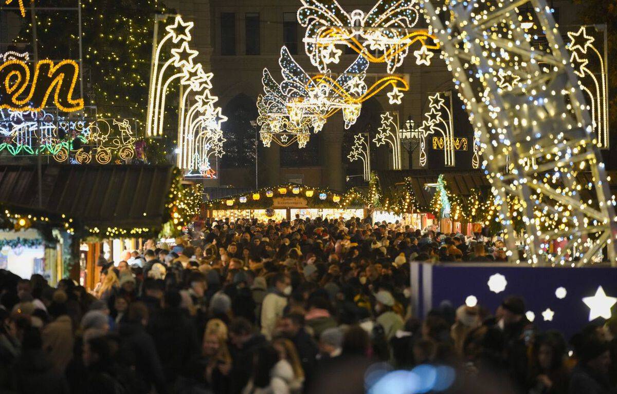 Vienna gives up Christmas lights on its most beautiful avenue

