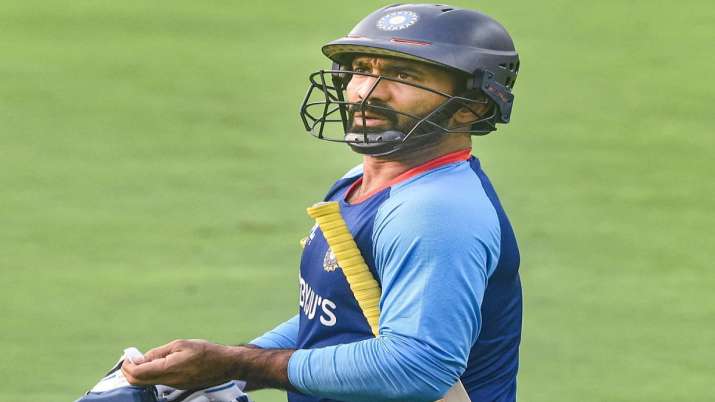 Dinesh Karthik IND vs AUS: The team is playing with Dinesh Karthik, the race is being ruined!

