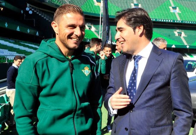Betis is already working on the signing of two great players
