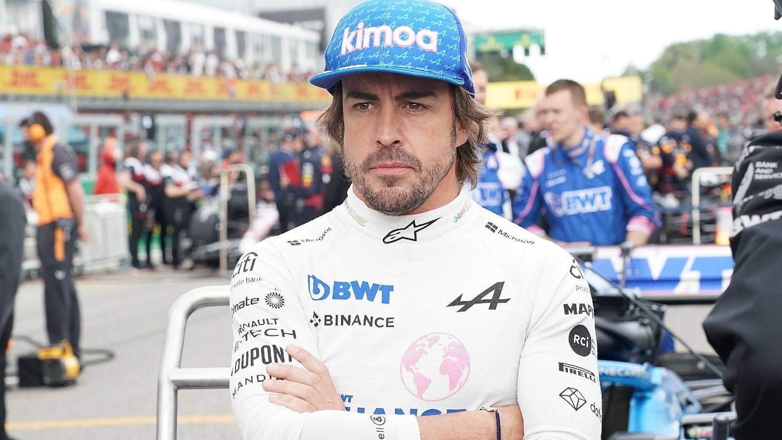 Fernando Alonso's spectacular helmet at the Singapore GP

