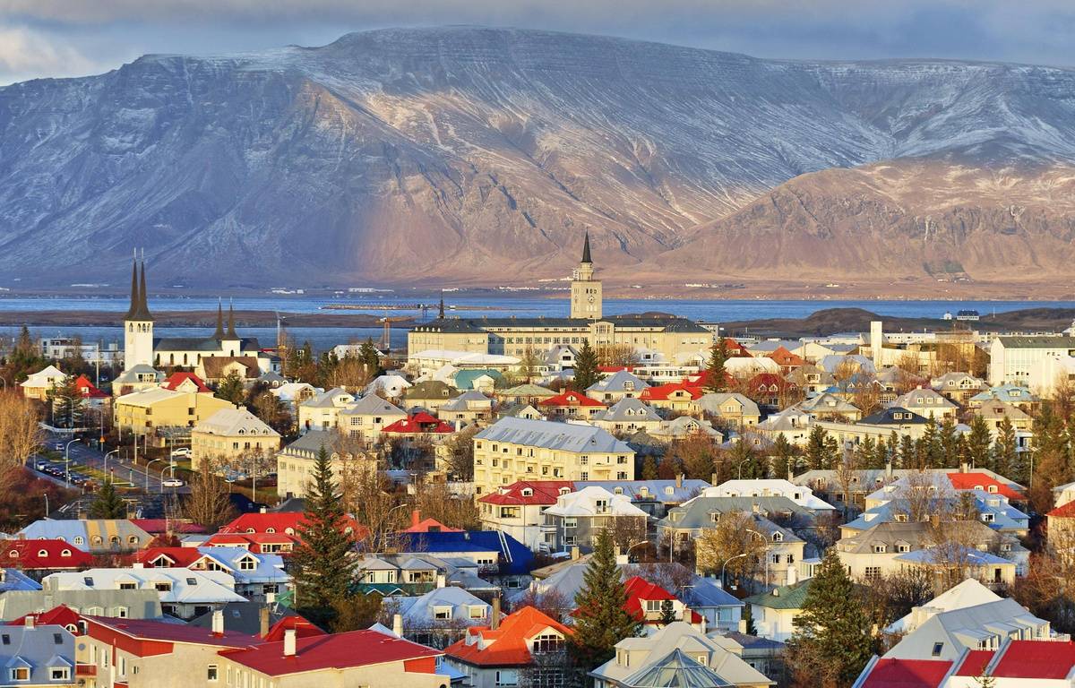 Four arrested for terrorist plot in Iceland
