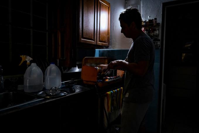 Puerto Ricans furious over blackouts days after Fiona

