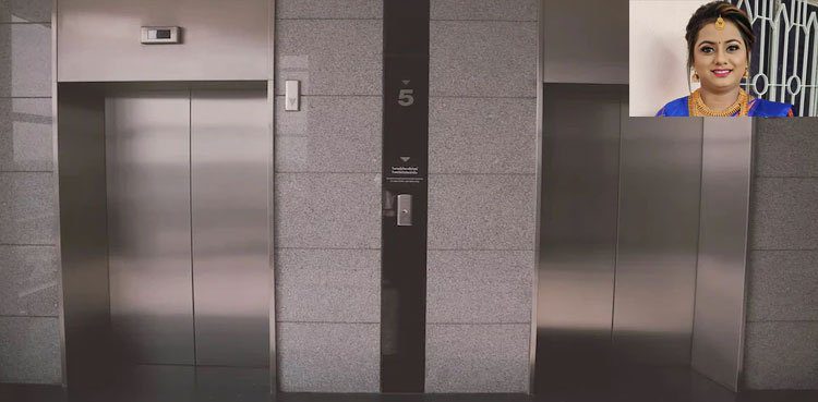 Woman teacher gets stuck in elevator, heartbreaking incident

