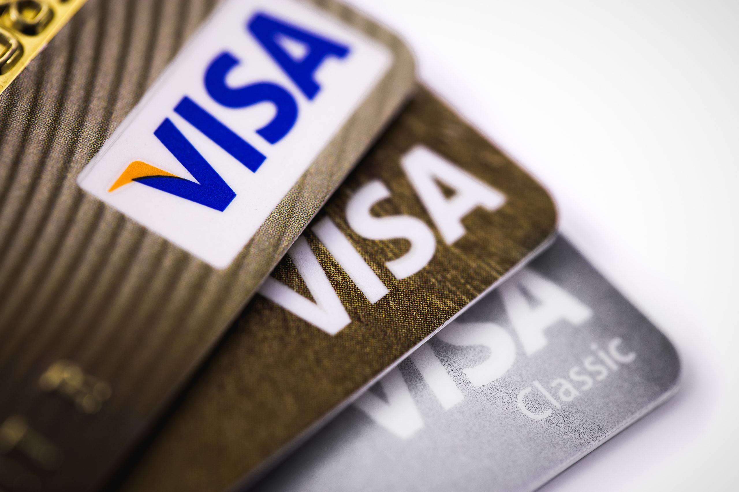 FTX and Visa Team Up to Allow Crypto Payments in 40 Countries
