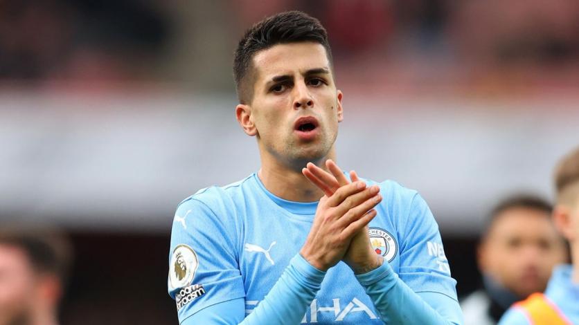 Joao Cancelo, delighted with the interest of Real Madrid
