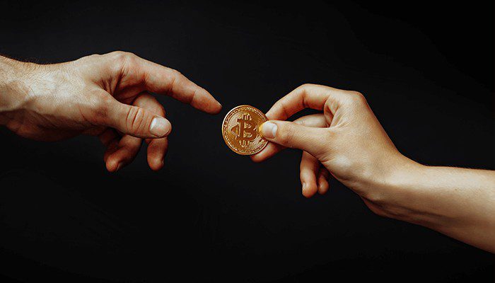 Nieuwe bitcoin investeerders verkopen met verlies en dat is positief