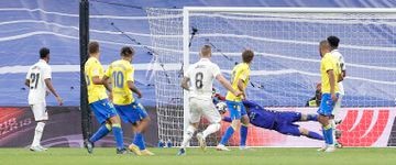 This whiplash by Kroos made it 2-0.