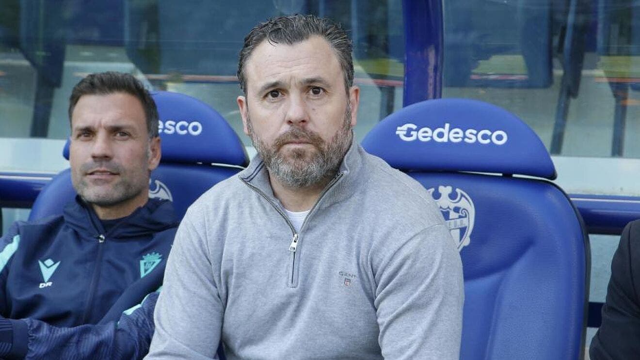 Sergio González demands a new signing from Cádiz CF to release Tomás Alarcón
