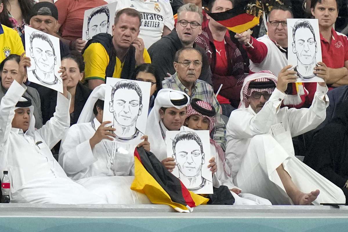 FIFA World Cup: Qatar fans protest against Germany, this player was mistreated

