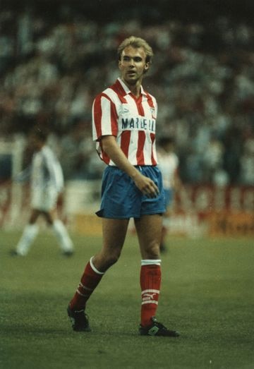 Gerhard Rodax, former Atlético soccer player in the 90s, dies Rodax, at Atlético in 1990-91. He passed away in a tragic accident at the age of 57.