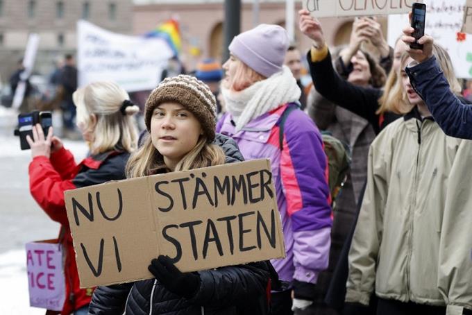 Greta Thunberg y 600 jóvenes llevan a Suecia ante la justicia para pedir más medidas por el clima