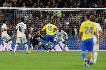 Madrid appreciates the break Lucas Pérez thus scored the goal that reduced distances for Cádiz.