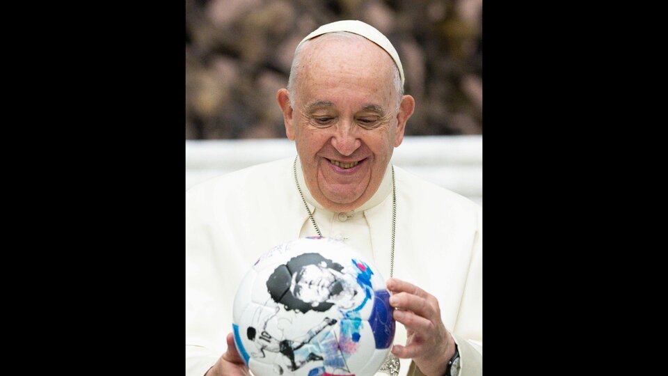Pope Francisco: "May the World Cup be an occasion for encounter and harmony between nations"
