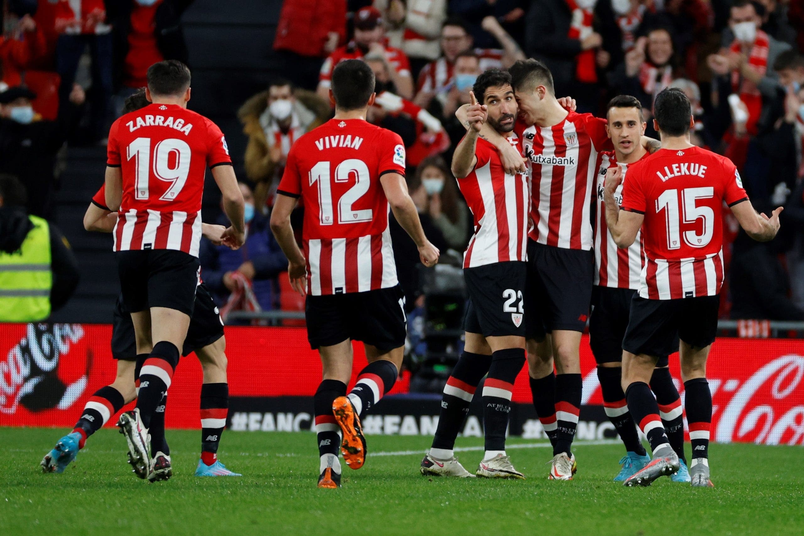 How much will Athletic enter for its internationals?

