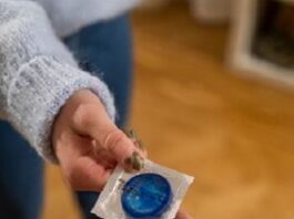 Francia anuncia los preservativos serán gratuitos para los menores de 18 años