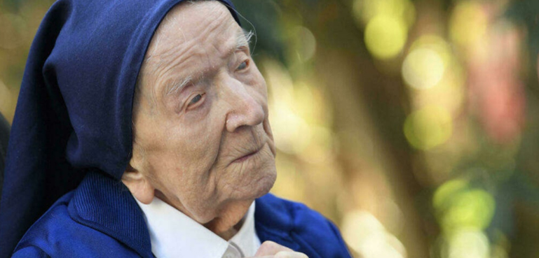 The world's oldest woman died at the age of 118
