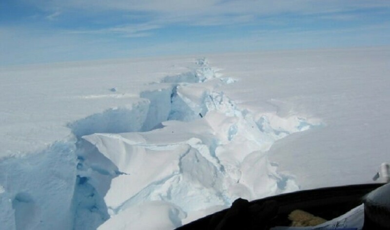 An iceberg as big as the city of London has broken off from the ice shelf in Antarctica
