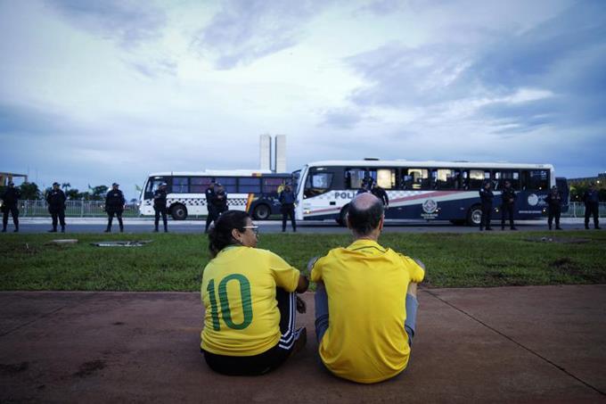 Brasil: “Mega protesta” fracasa ante nervios de autoridades