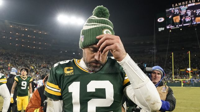 Green Bay Packers quarterback Aaron Rodgers flirts with NFL retirement
