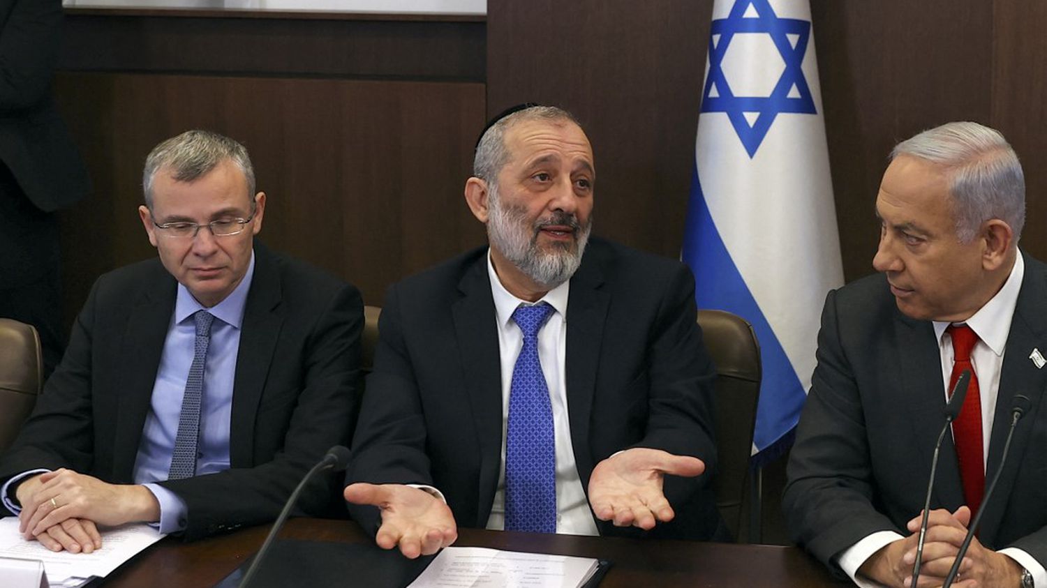 Israel: a key minister dismissed after a court decision
