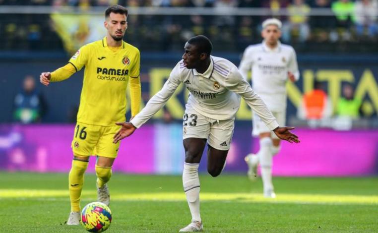 Mendy raises doubts while Real Madrid thinks of a new winger
