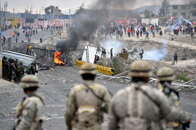 Protestas en Perú no dan tregua y enfrentamientos ya han dejado 45 muertos