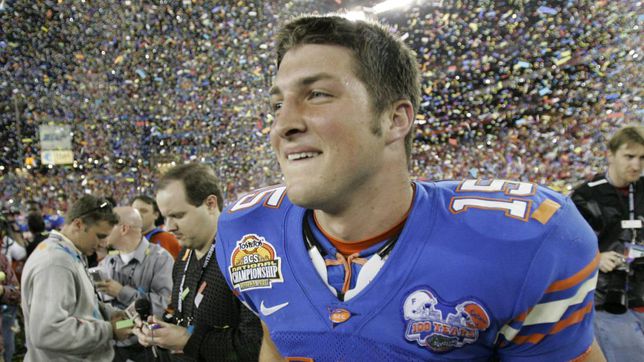 Tim Tebow is elected to the College Football Hall of Fame

