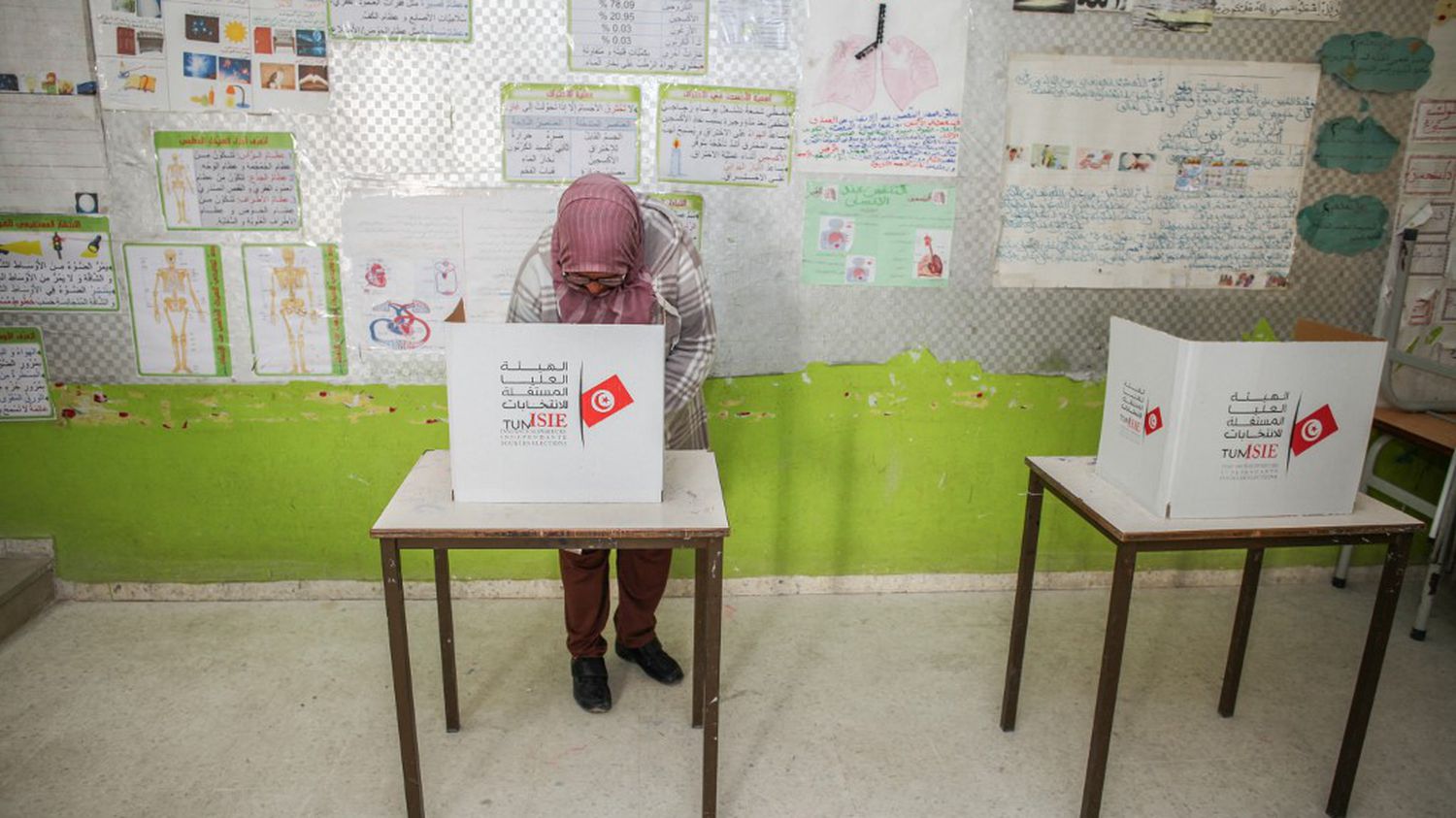 Tunisia: very low participation in the second round of legislative elections, a new disavowal for the president
