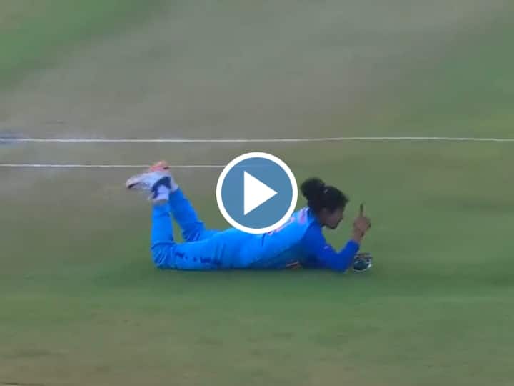 U-19 Women's World Cup T20: Archana jumps into the air and catches with one hand, viral video

