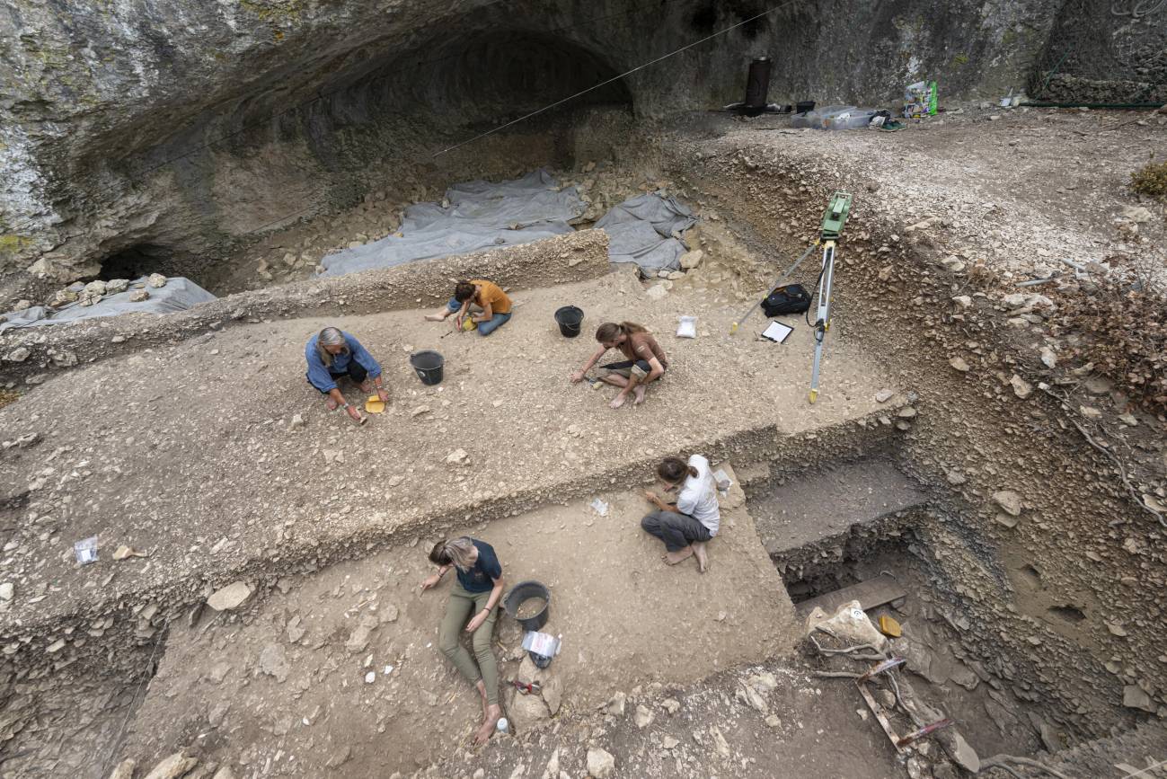 View of the archaeological excavations at the entrance to the Grotte Mandrin.  /Philippe Psaila