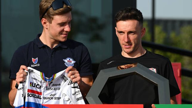 Evenepoel and Adam Yates meet for the throne of the UAE Tour from an absent Pogacar
