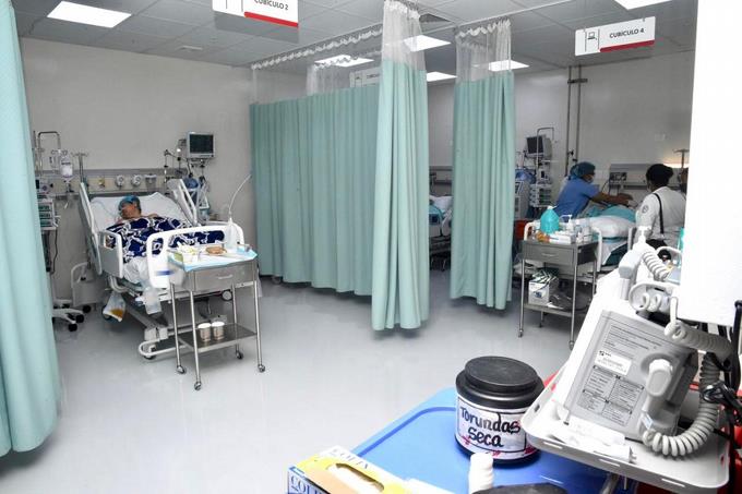 Gobierno afirma hospitales sí están en funcionamiento