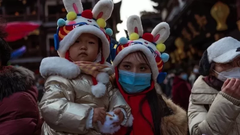 In China, couples were allowed to have countless children
