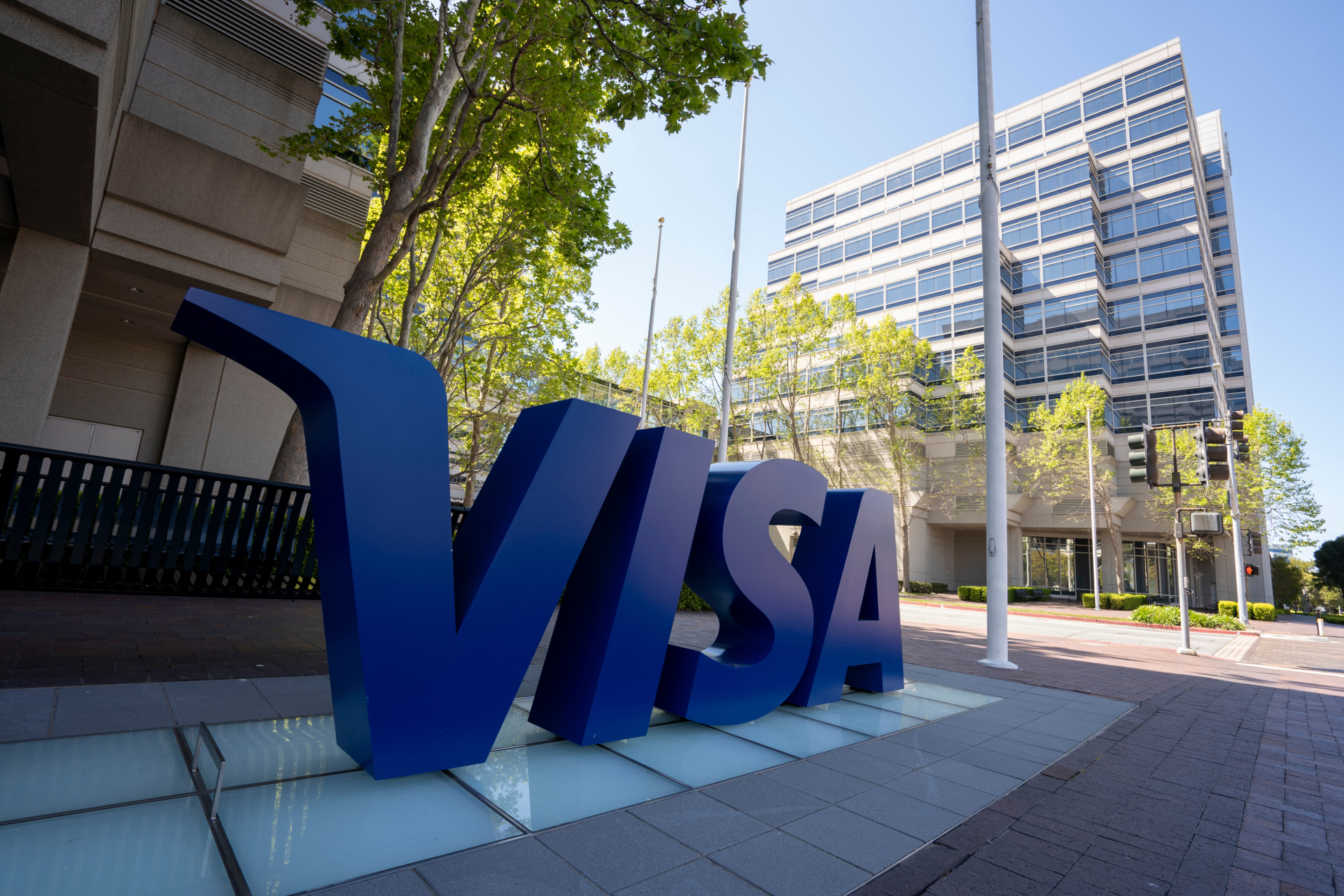 Is payments giant Visa secretly collaborating with Ripple?
