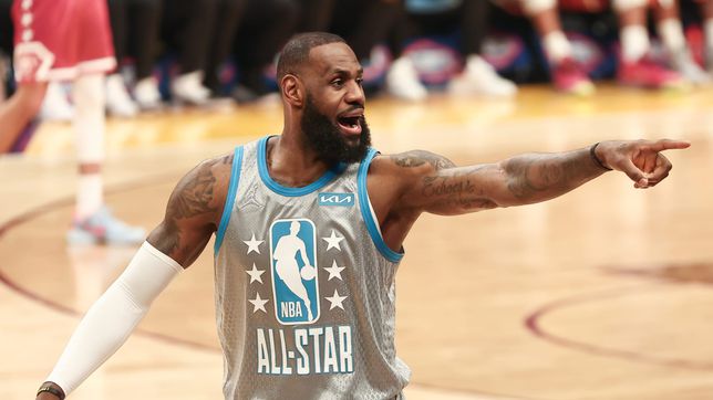 LeBron James and Giannis Antetokounmpo lead the 2023 NBA All-Star Game roster
