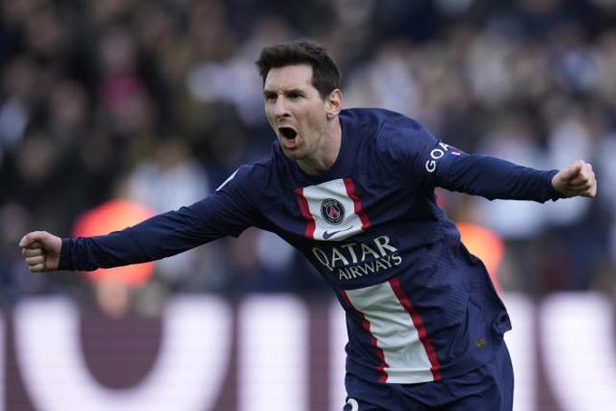 Lionel Messi con gran gol conduce la victoria del PSG