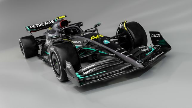 Mercedes returns to black but continues in its thirteen  
