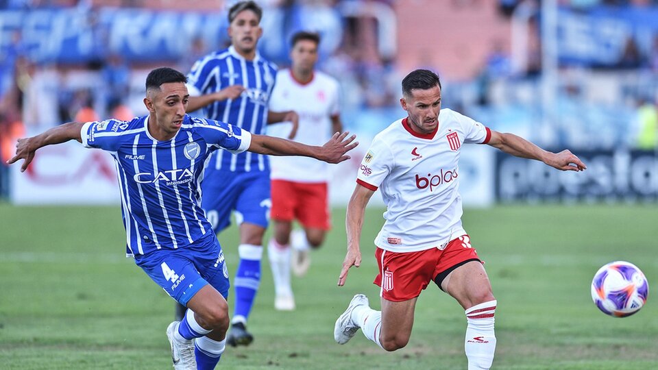 Professional League: Estudiantes beat Godoy Cruz and gave air to the Balbo cycle
