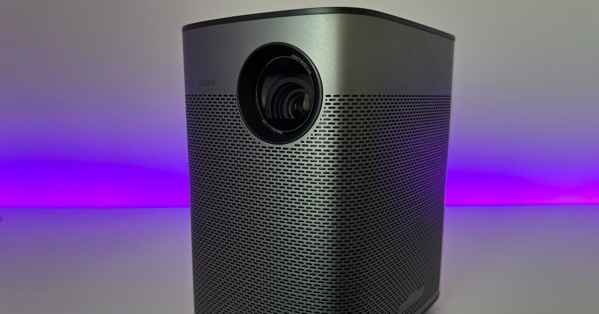 Xgimi Halo+ projector review: Take cinema everywhere

