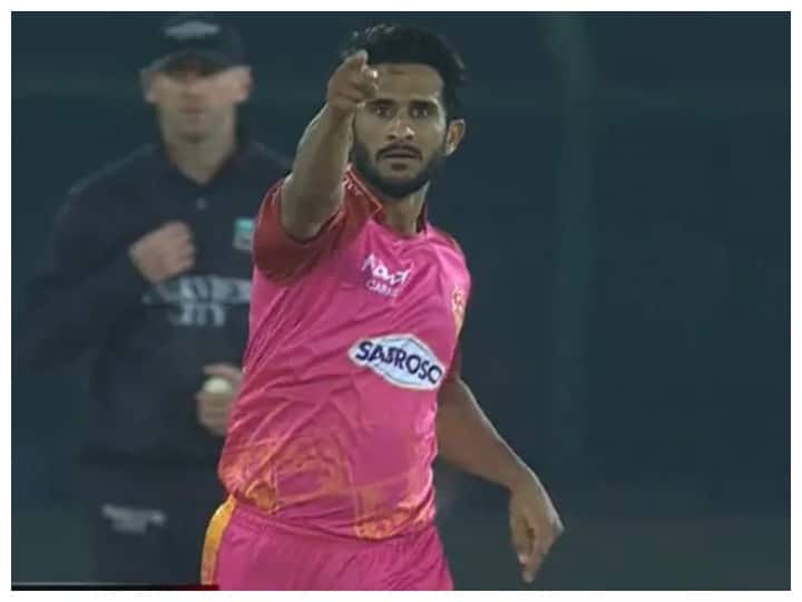 A brilliant catch from Hasan Ali stopped Tayyab Tahir's stormy tackles, watch the video here

