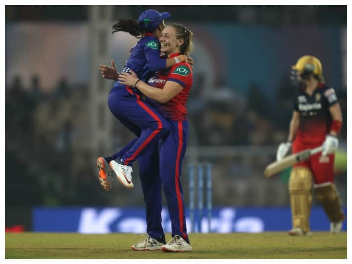 American fast bowler Tara Norris made history in the women's IPL, she became the first female bowler to take 5 wickets.

