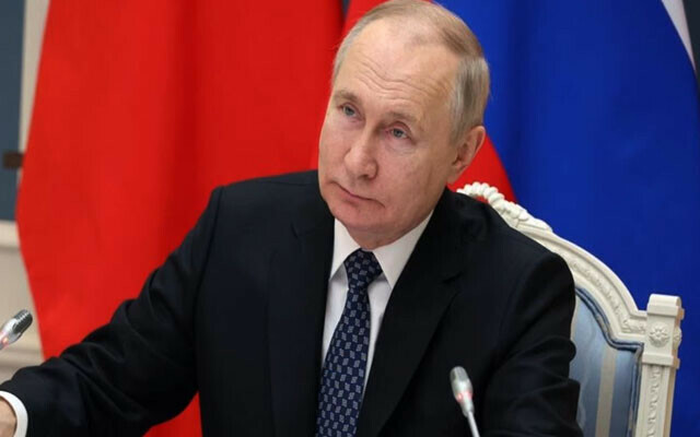 Arrest warrant issued for Russian president
