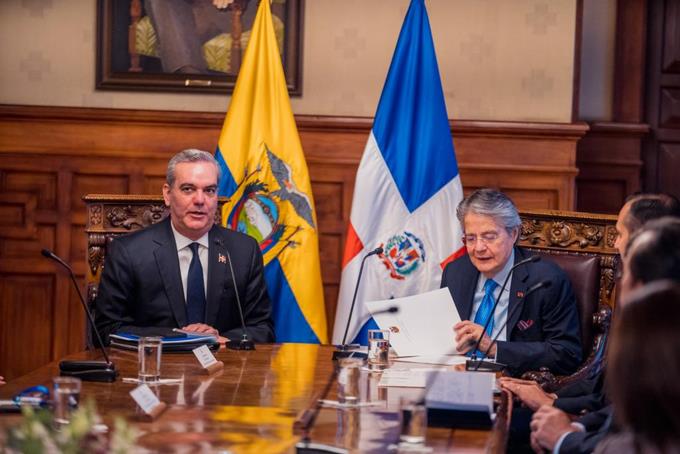 República Dominicana y Ecuador buscan alianza para evaluar posible explotación de gas natural   