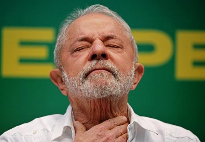 Lula cancels trip to China due to pneumonia

