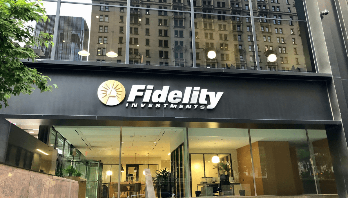 Major Fidelity is opening up bitcoin and ethereum trading to retail
