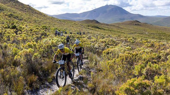 Nino Schurter is more leader of the Cape Epic
