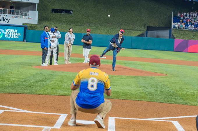 President Luis Abinader made the first pitch in the World Baseball Classic

